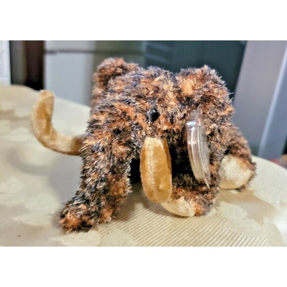 Giganto the Wooly Mammoth Ty Beanie Baby DOB December 17, 2000 sealed w TAG MINT - Picture 2 of 16